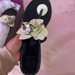 BRAND NEW IN BOX TORY BURCH BLOSSOM JELLY THONG SANDALS